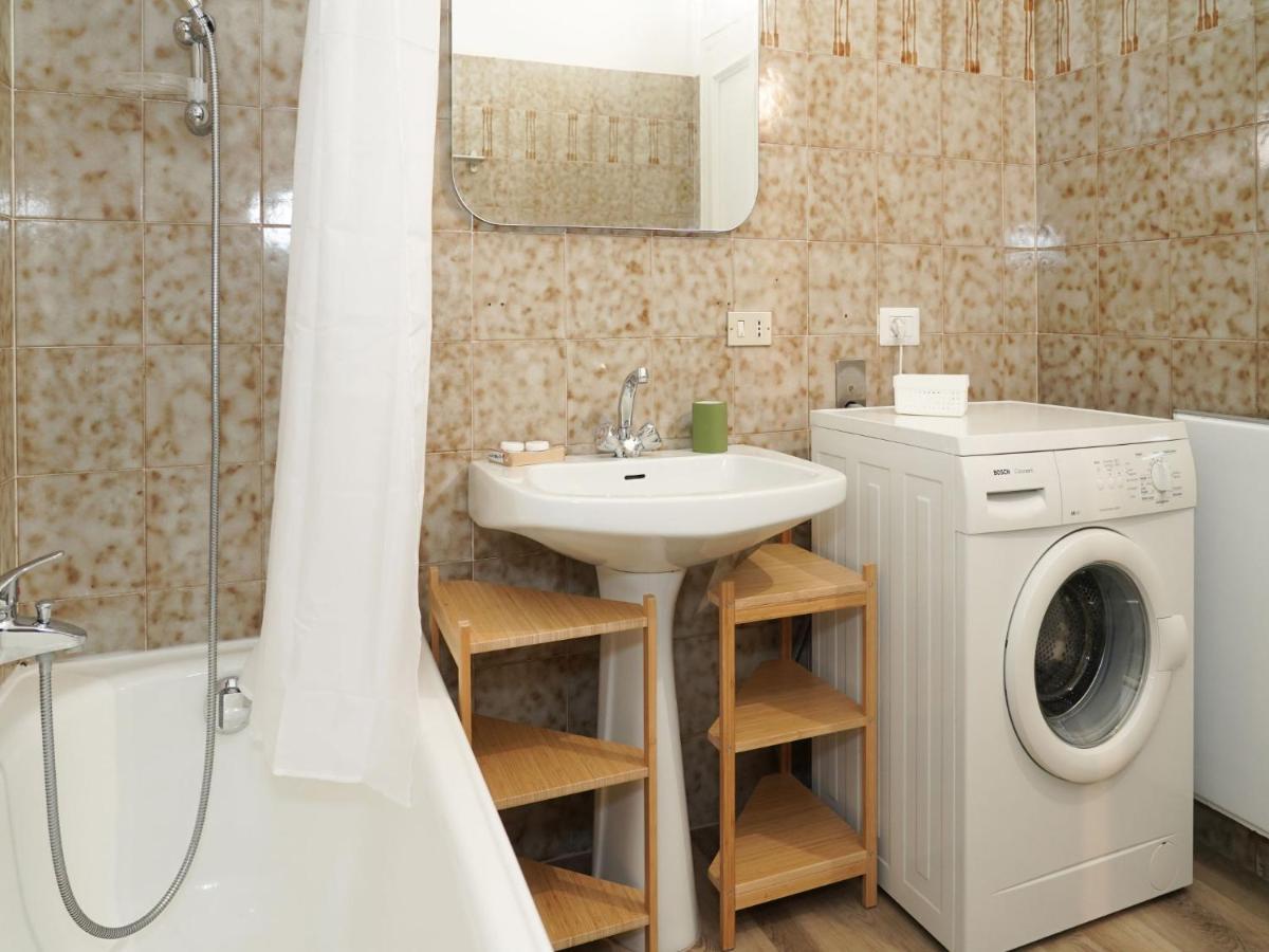 Studio Hermitage-4 By Interhome * Porto Valtravaglia