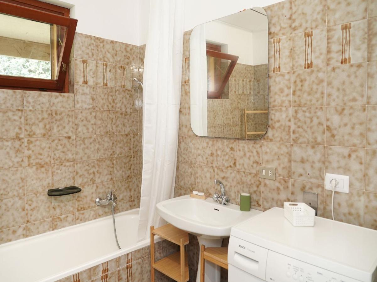 Studio Hermitage-4 By Interhome Apartment Porto Valtravaglia